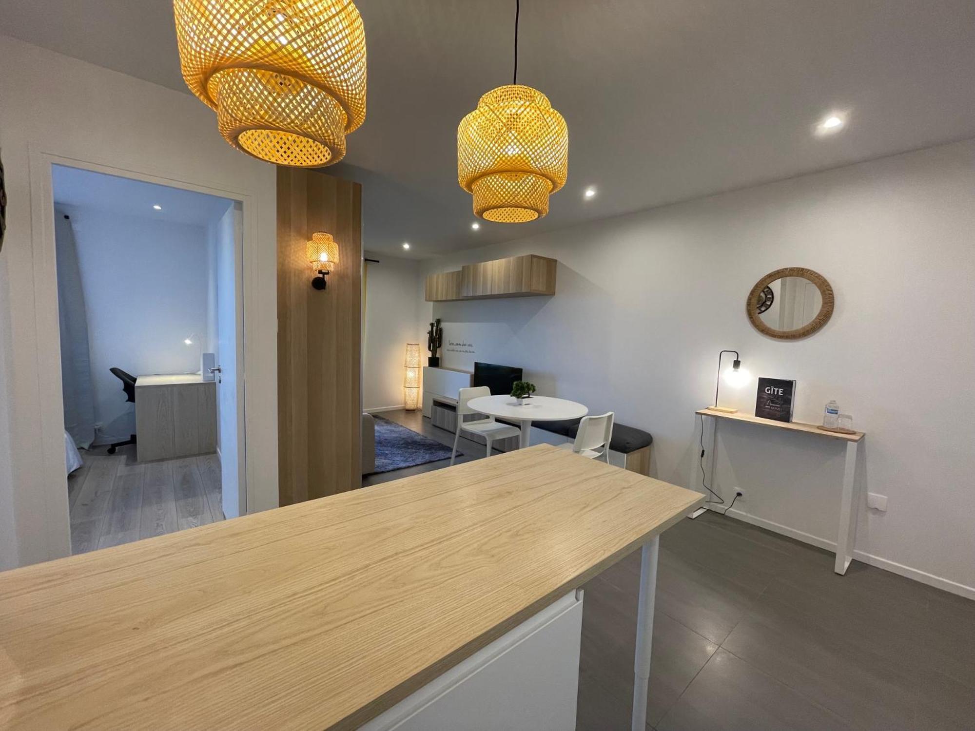 Sunset Cocoon T2 46M2 Proche Centre Ville Villejust Εξωτερικό φωτογραφία